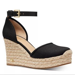Michael Kors Wedge, Size 10, Almond toe, Buckled ankle strap